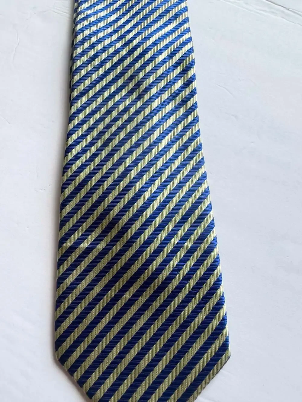 BOSS Hugo Boss Men's 100% Silk Striped Necktie, Made in Italy